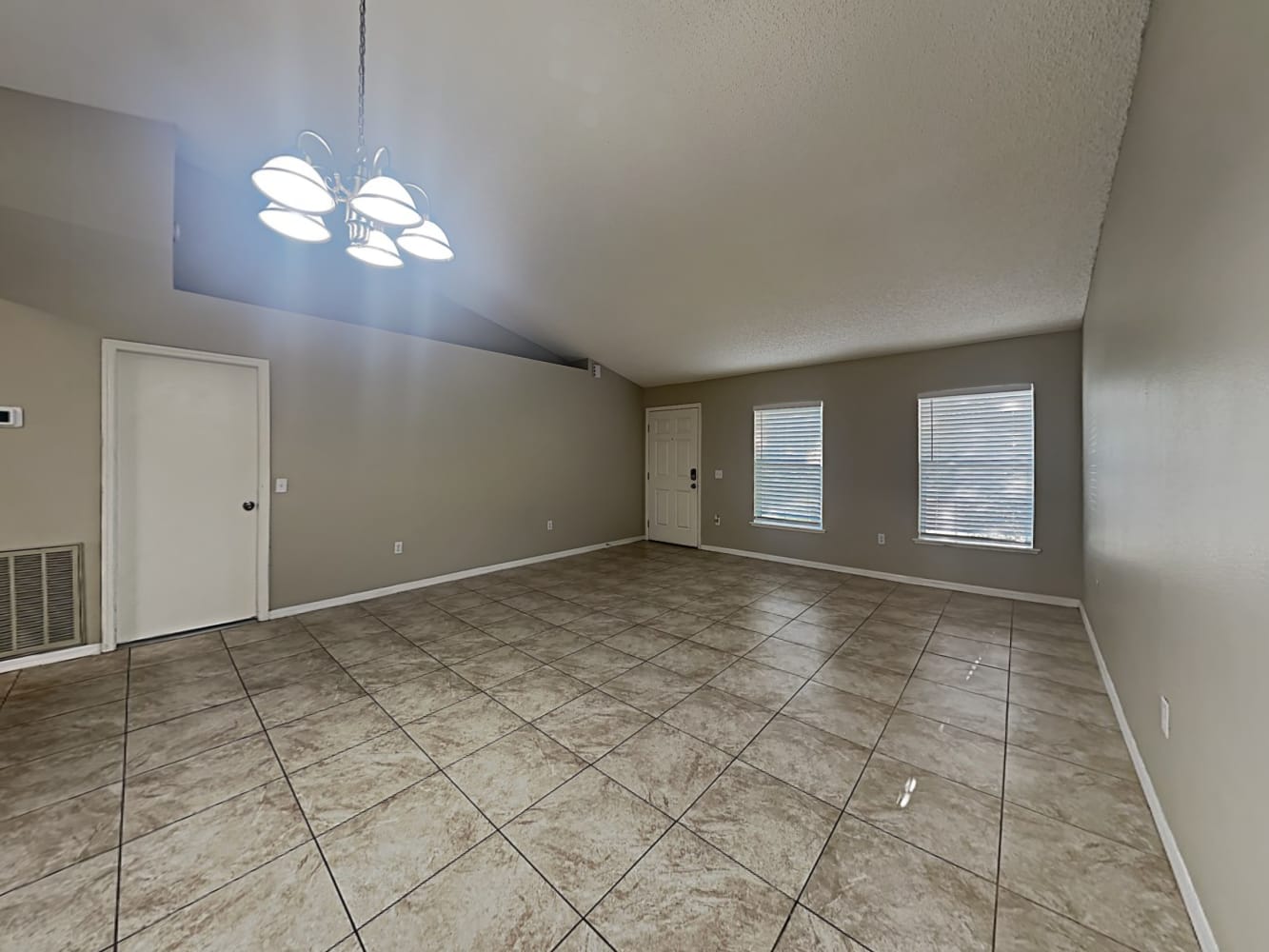 5627 Oakwood Knoll Dr photo 5