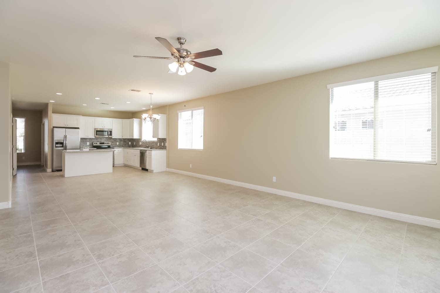 1063 W Brangus Way photo 5