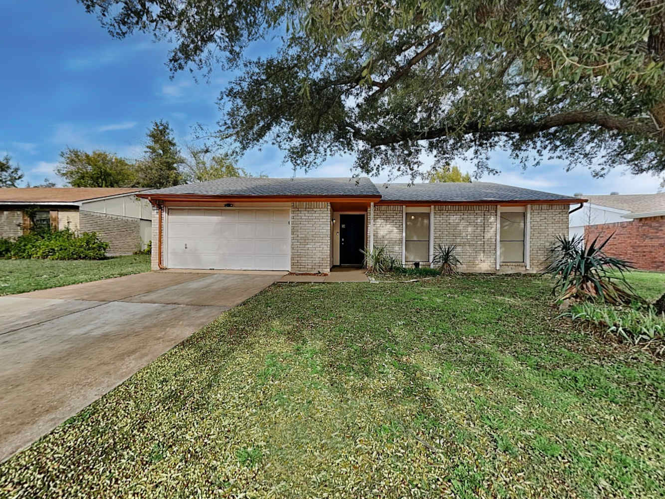 5313 Marsh Drive, The Colony, TX 75056 photo 2