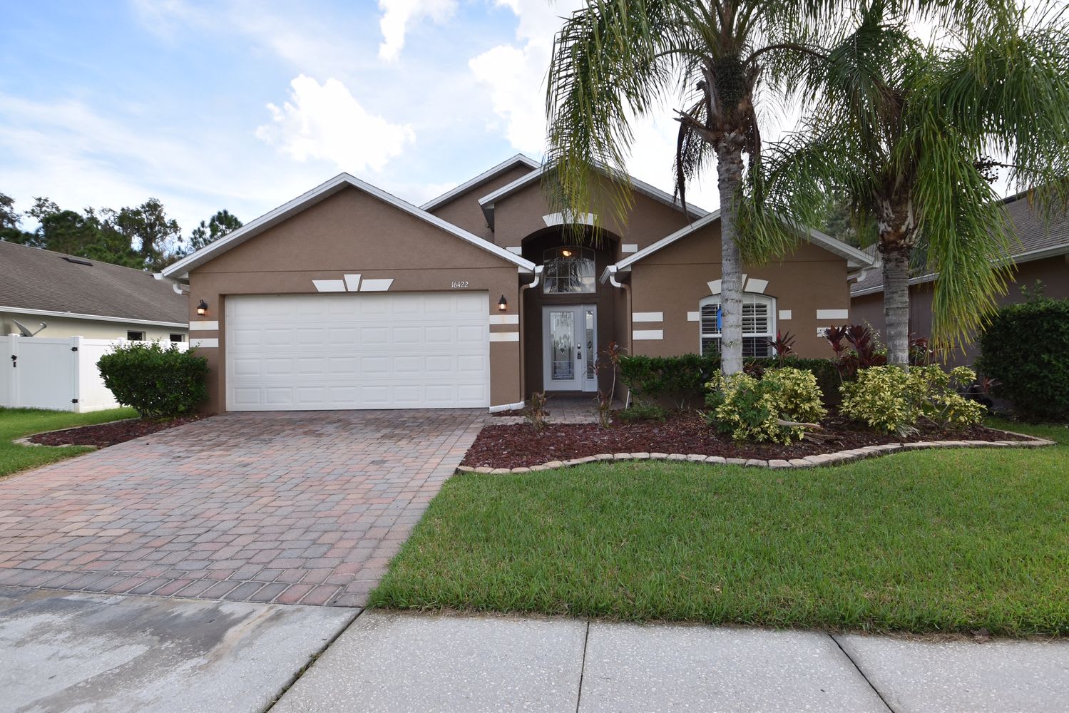 16422 Cedar Run Dr photo 2