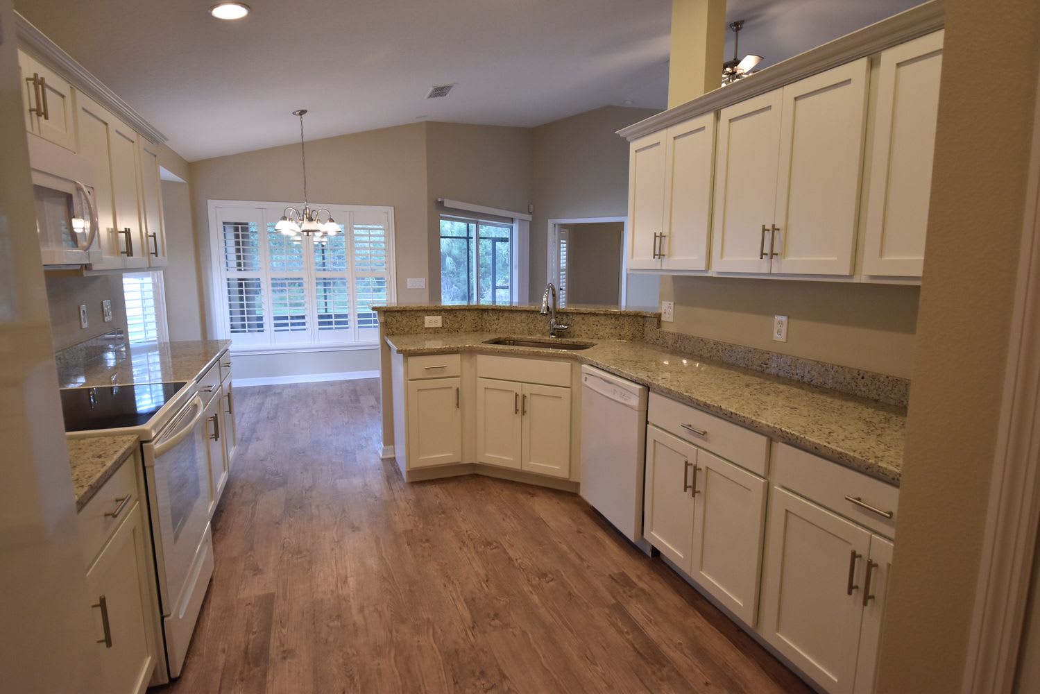 16422 Cedar Run Dr photo 5