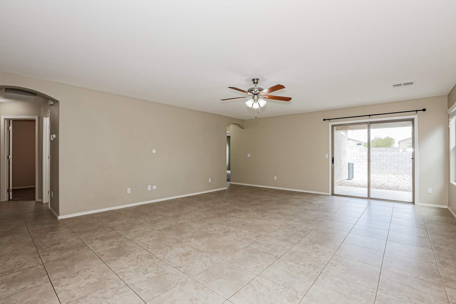 3574 W Mesquite Ave photo 3