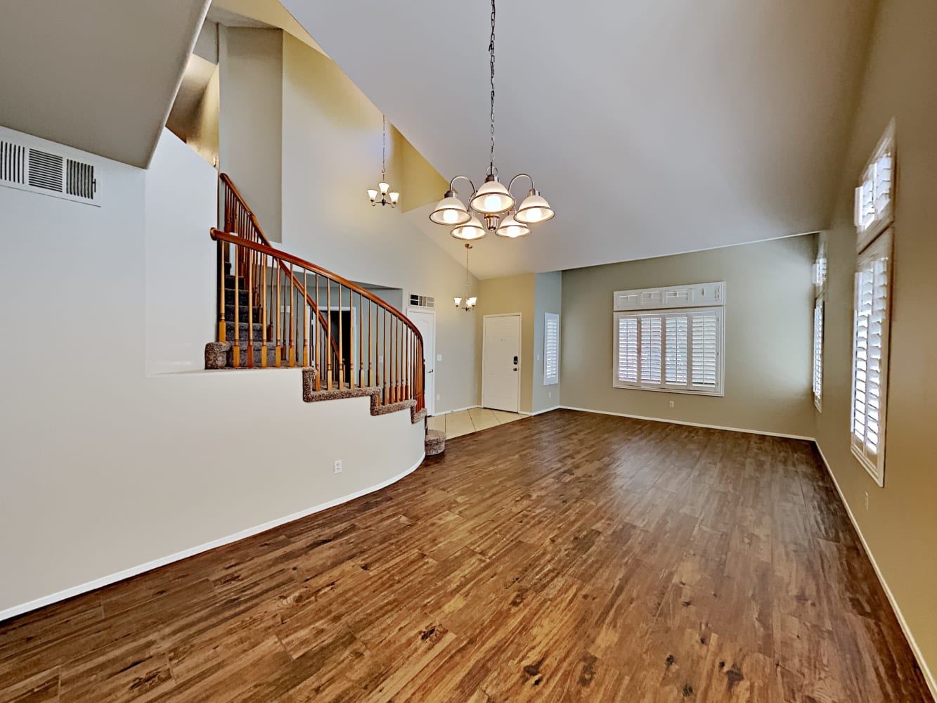 2016 Canyon Breeze Dr photo 4