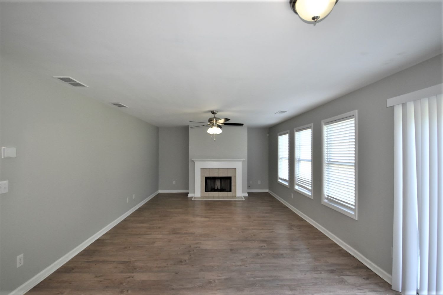 965 Garden Meadows Cir photo 3