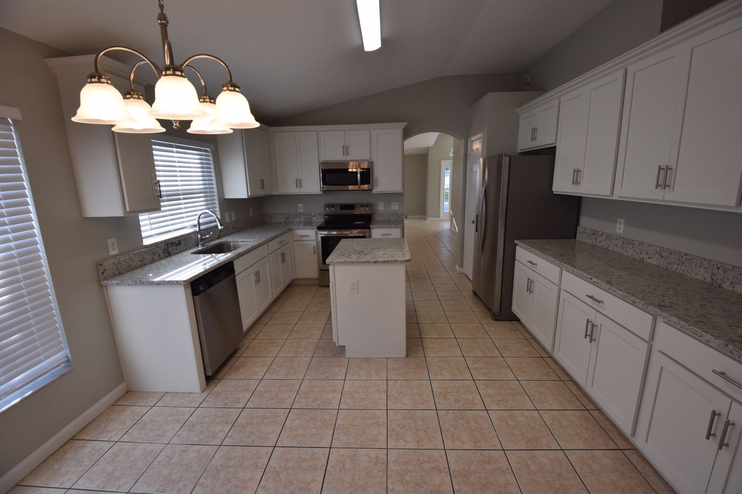 1175 Snug Harbor Dr photo 3