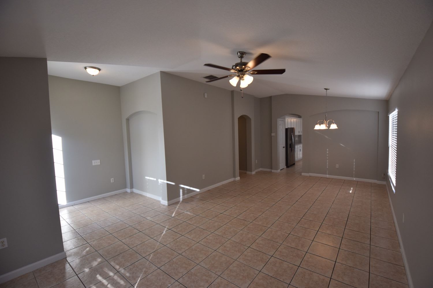 1175 Snug Harbor Dr photo 2