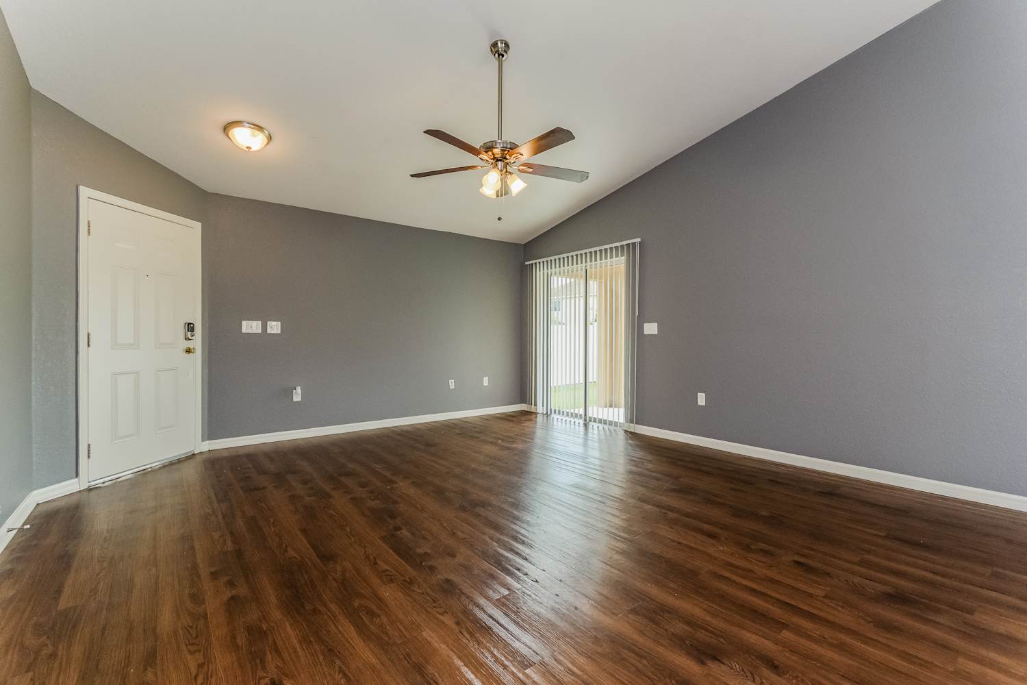 2529 Bobby Lee Ln photo 5