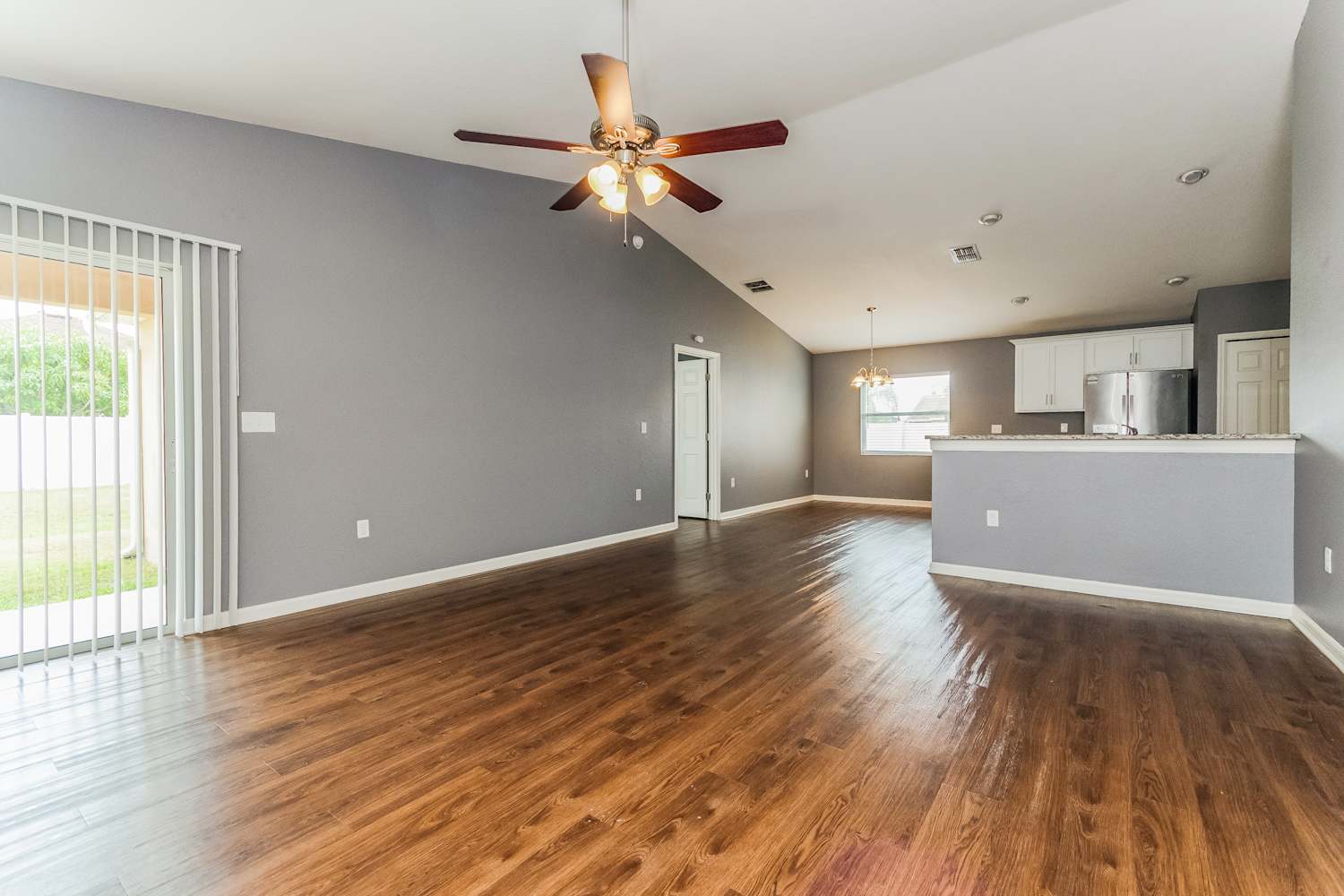 2529 Bobby Lee Ln photo 4