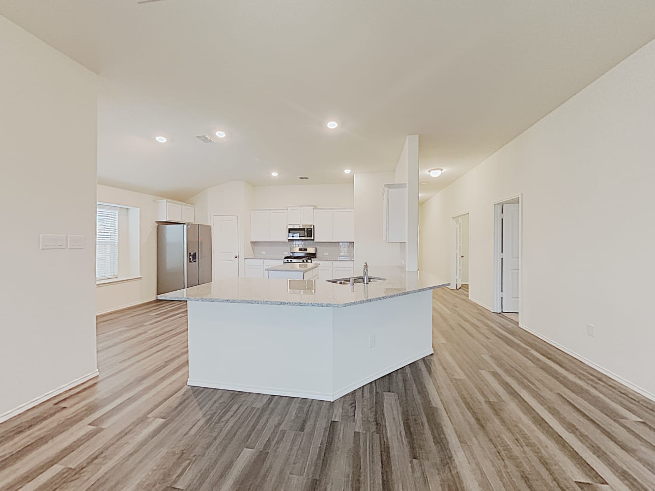 14464 Artisan Dr photo 4