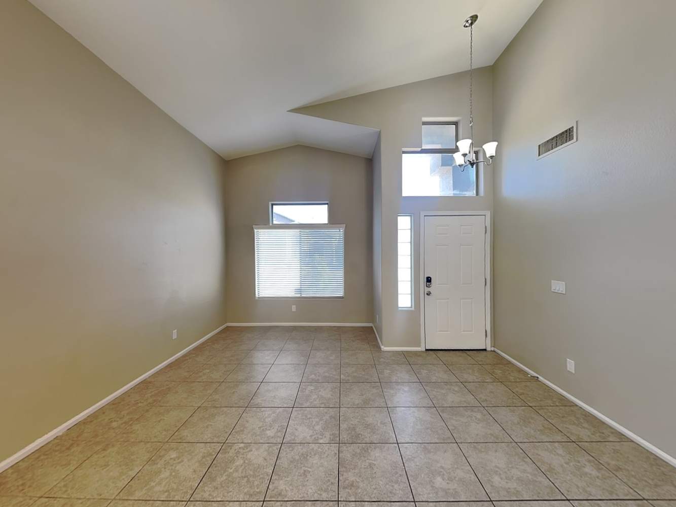 12559 W Medlock Dr photo 4