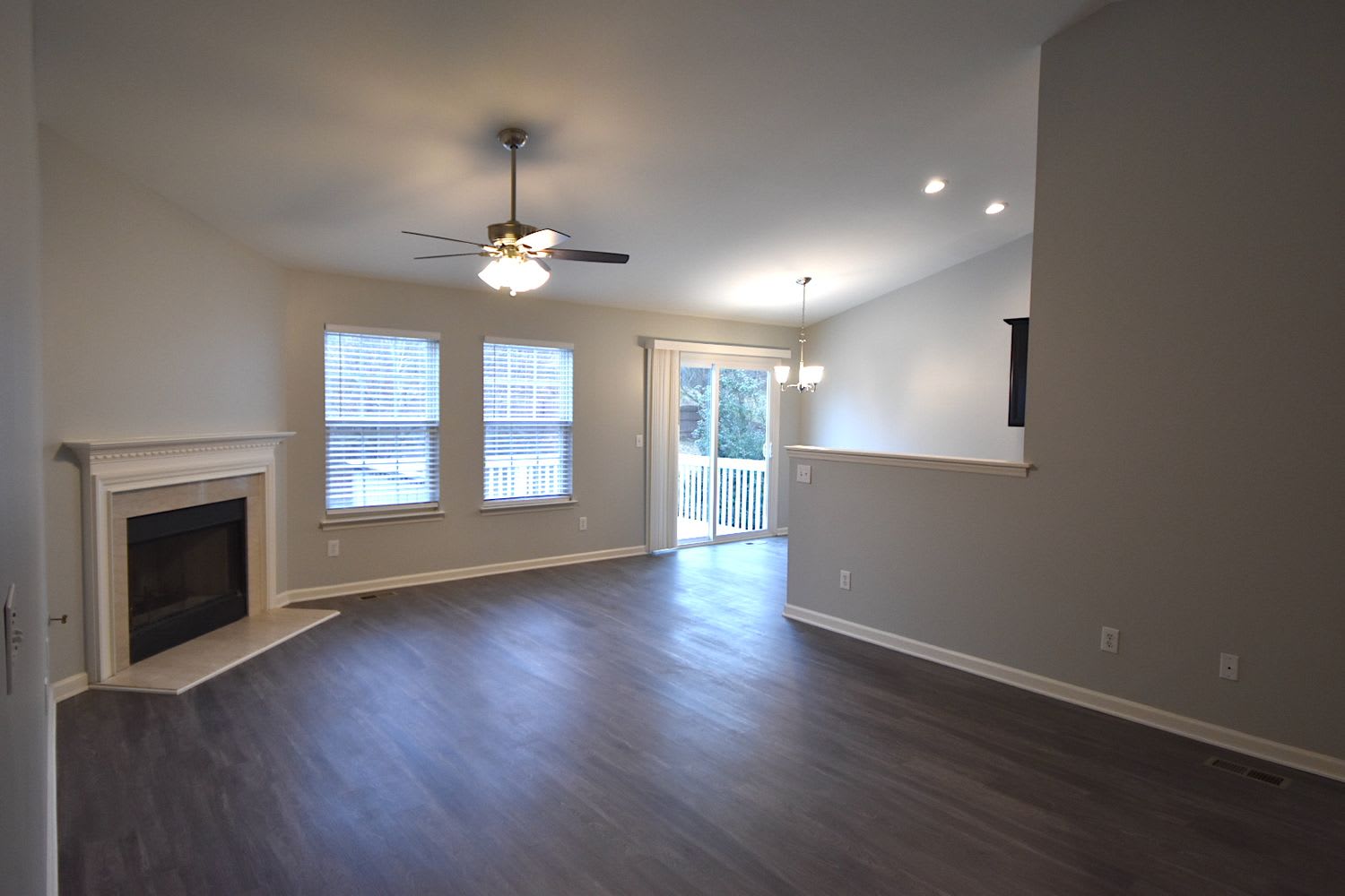 4821 Marathon Ln photo 5