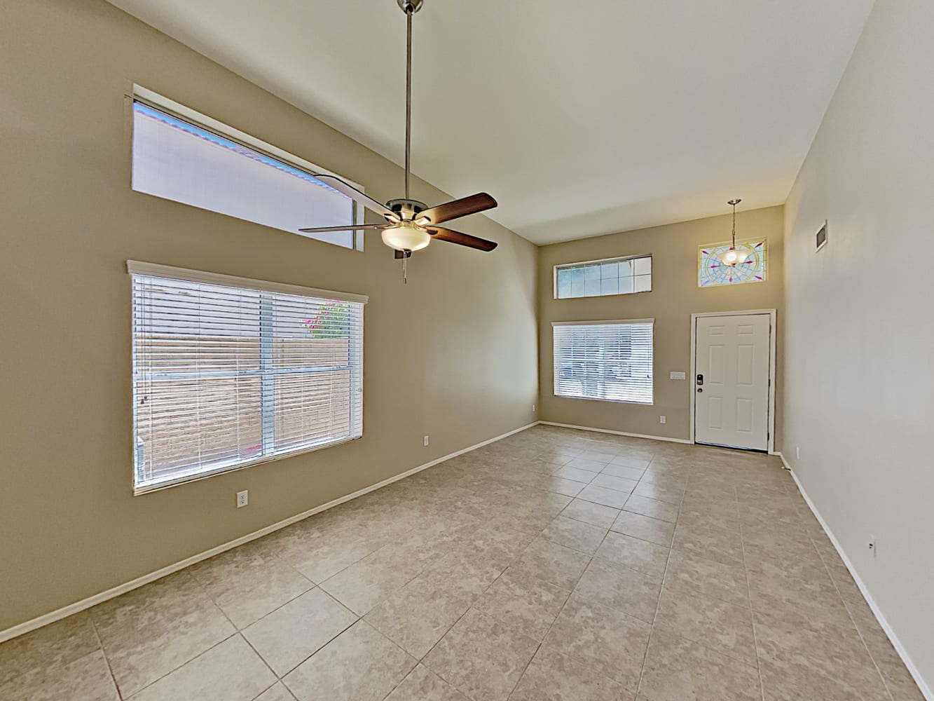 5064 E Catalina Ave photo 4
