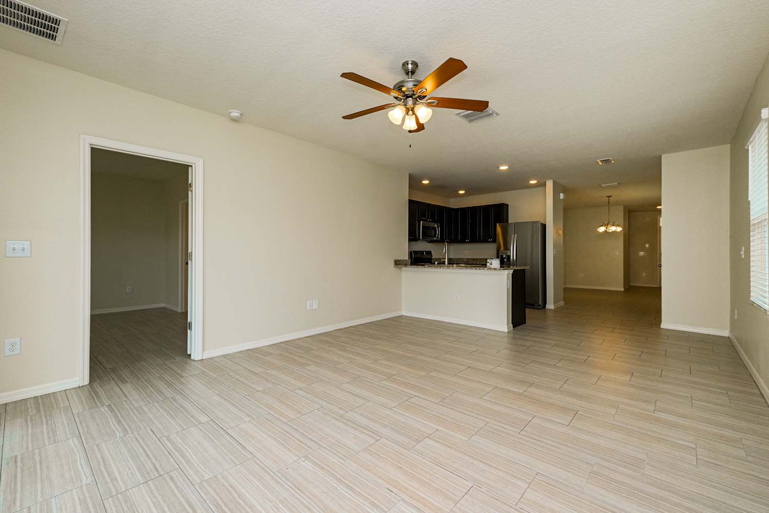 8004 Pelican Reed Cir photo 4