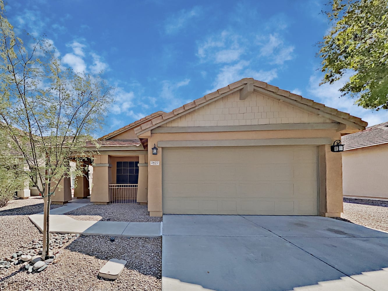 2677 West Half Moon Circle, San Tan Valley, AZ 85142 photo 2