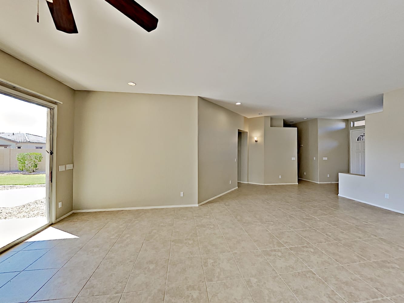 1409 W Park Ave photo 3