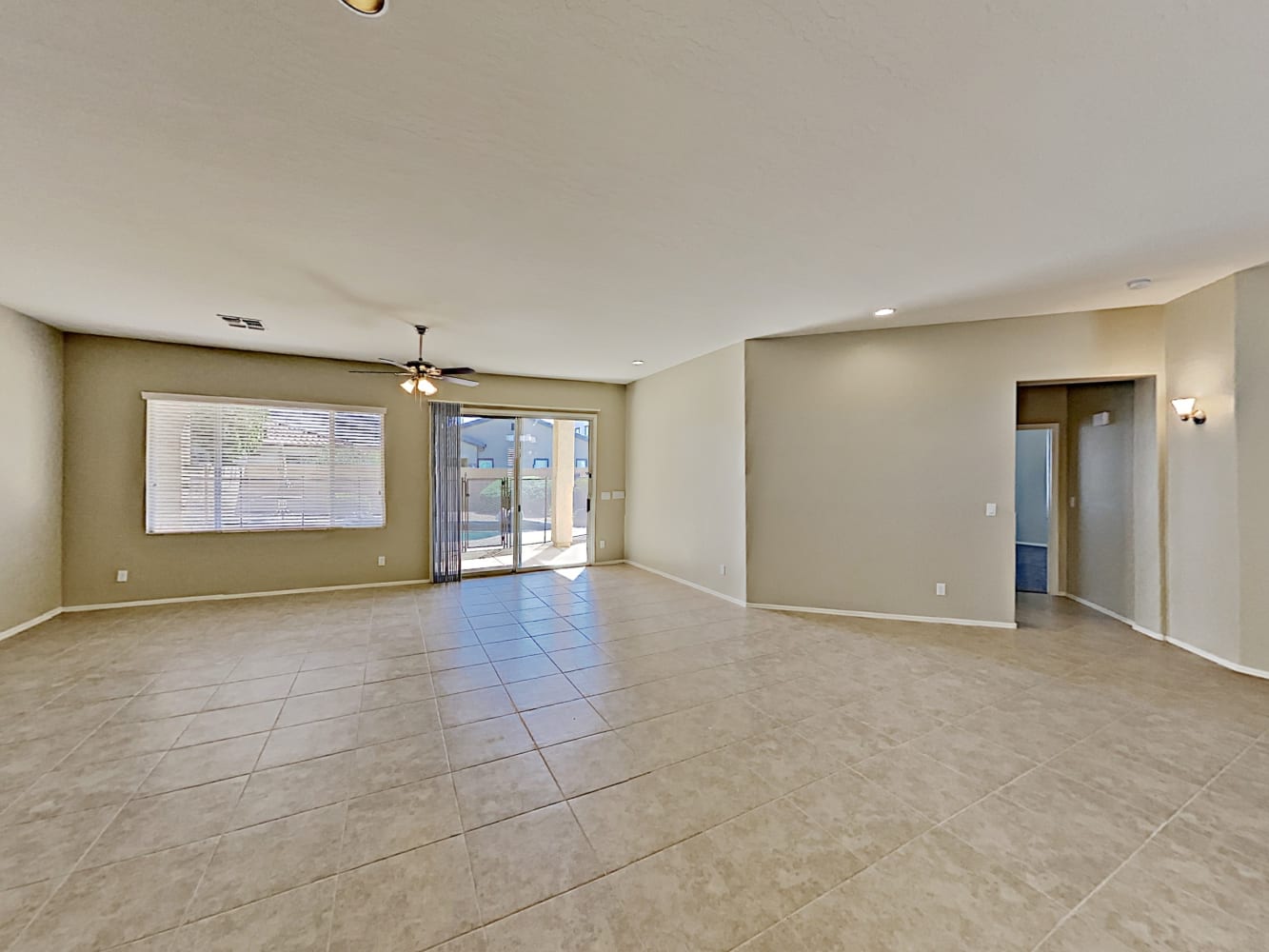 1409 W Park Ave photo 4