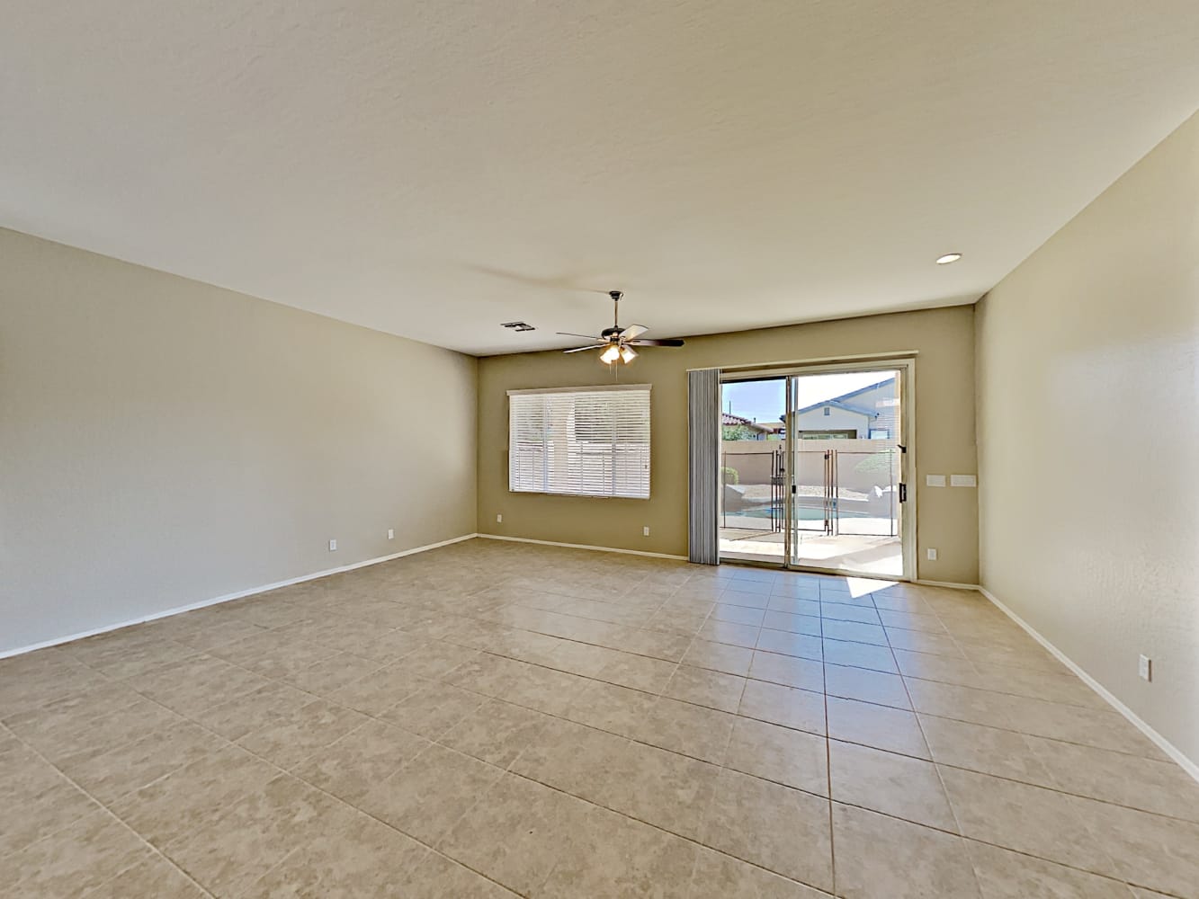 1409 W Park Ave photo 5