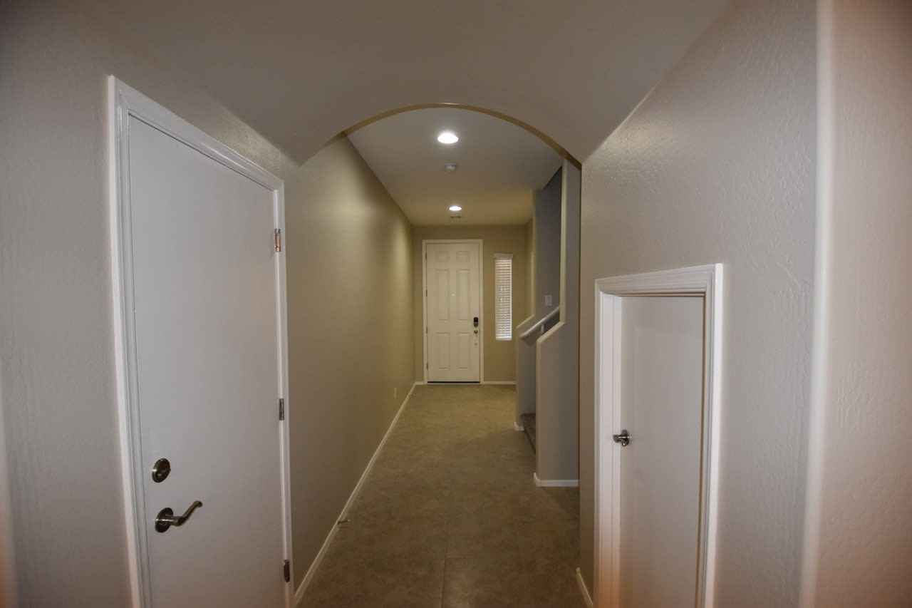 1344 E Palomino Way photo 2