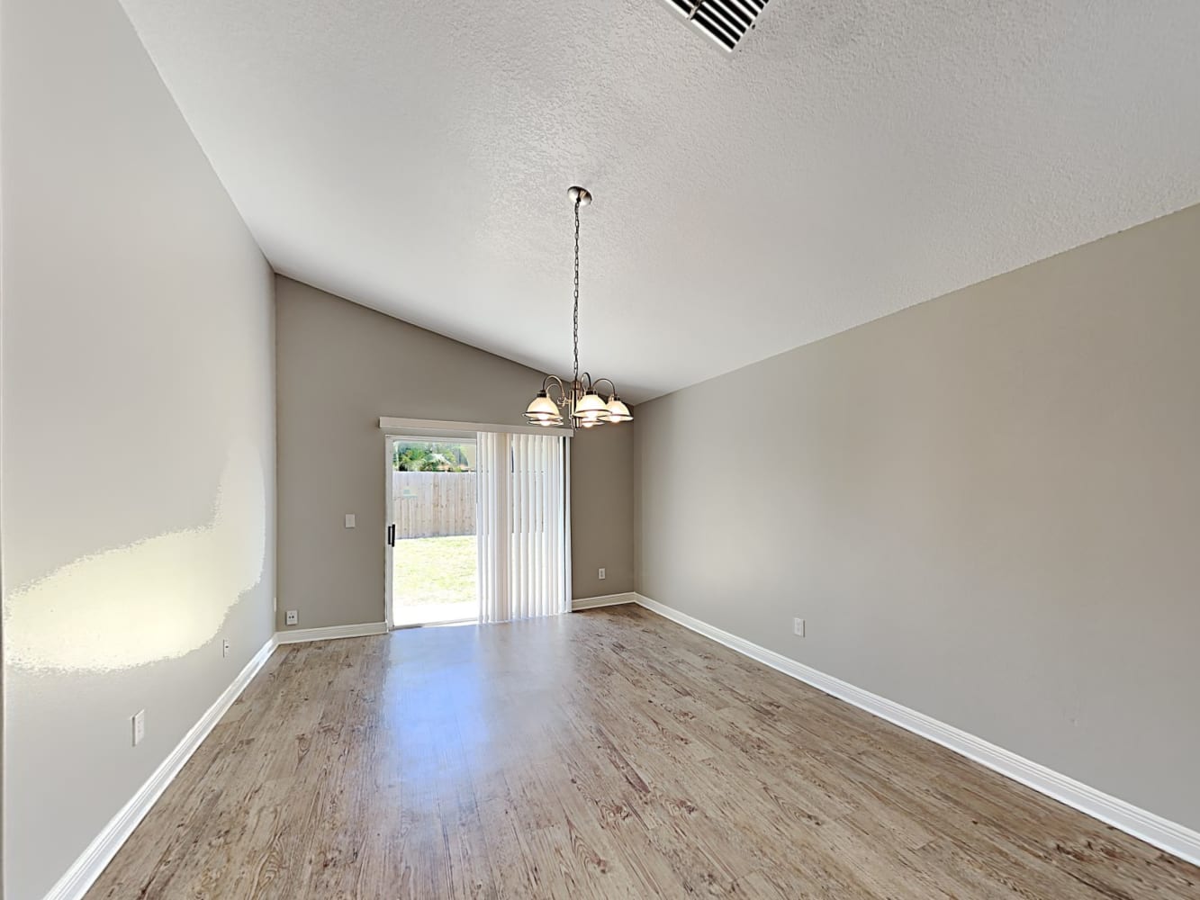 11425 Kenley Cir photo 3