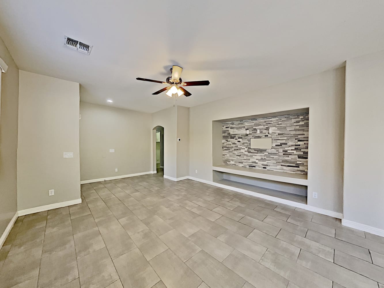 12532 W Cercado Ln photo 5