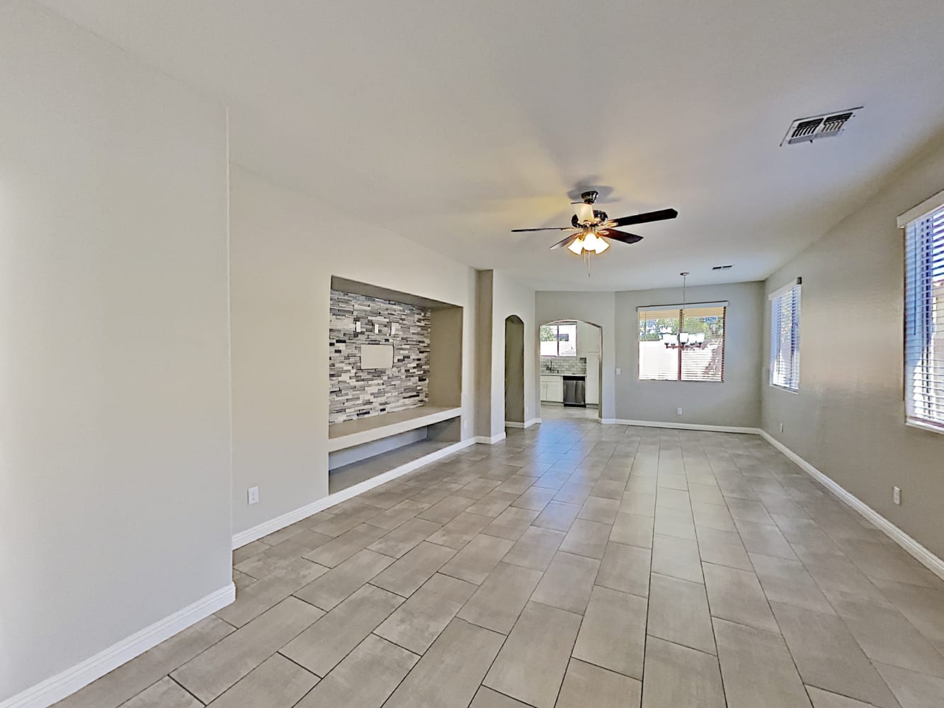 12532 W Cercado Ln photo 3