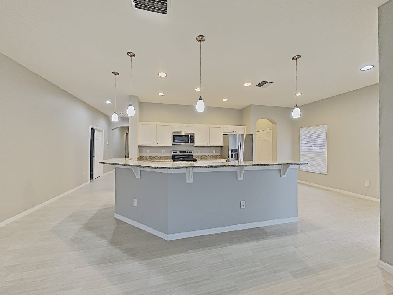 1529 Emerald Hill Way photo 4