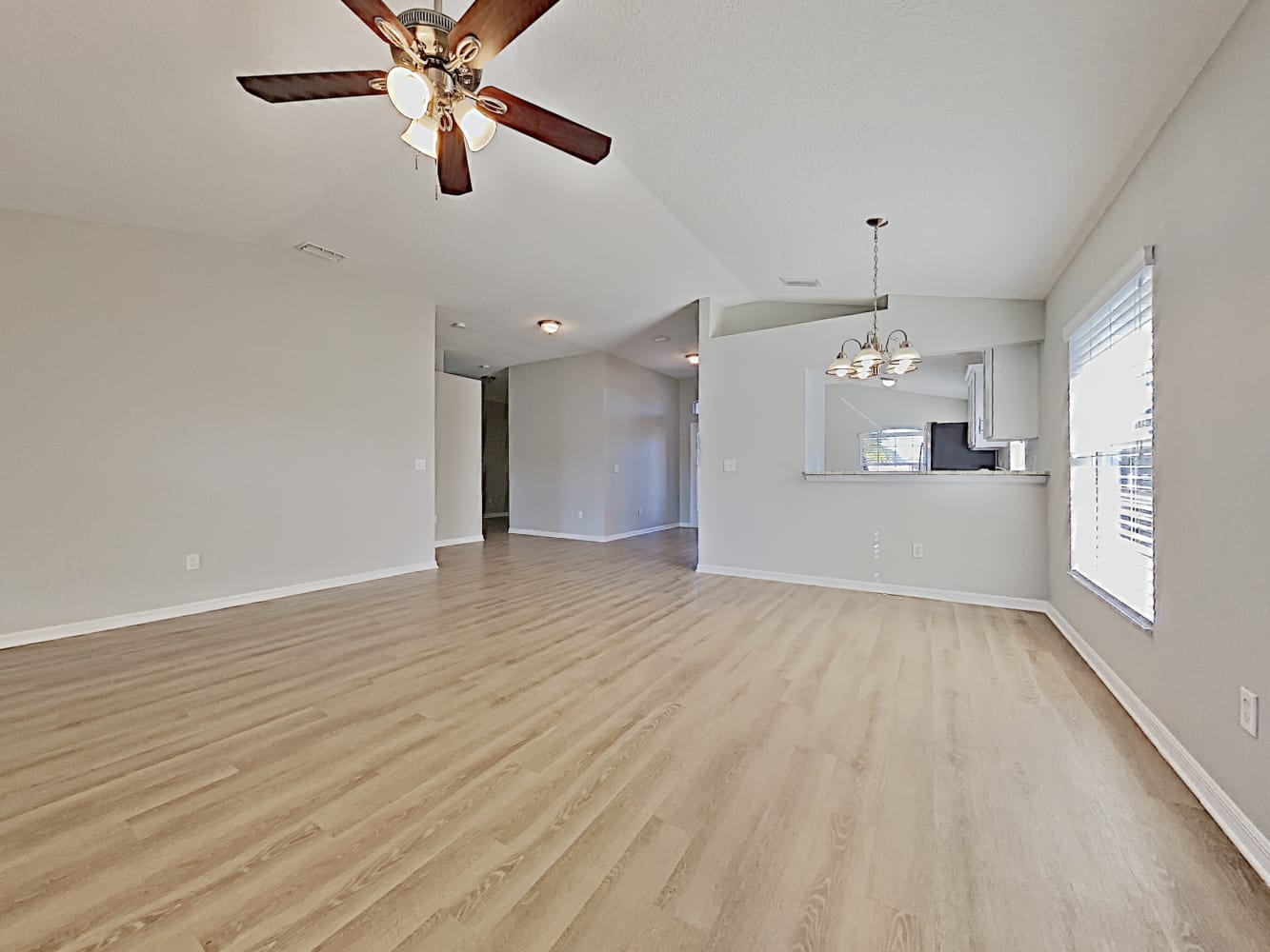 3282 Merrick Ave photo 4