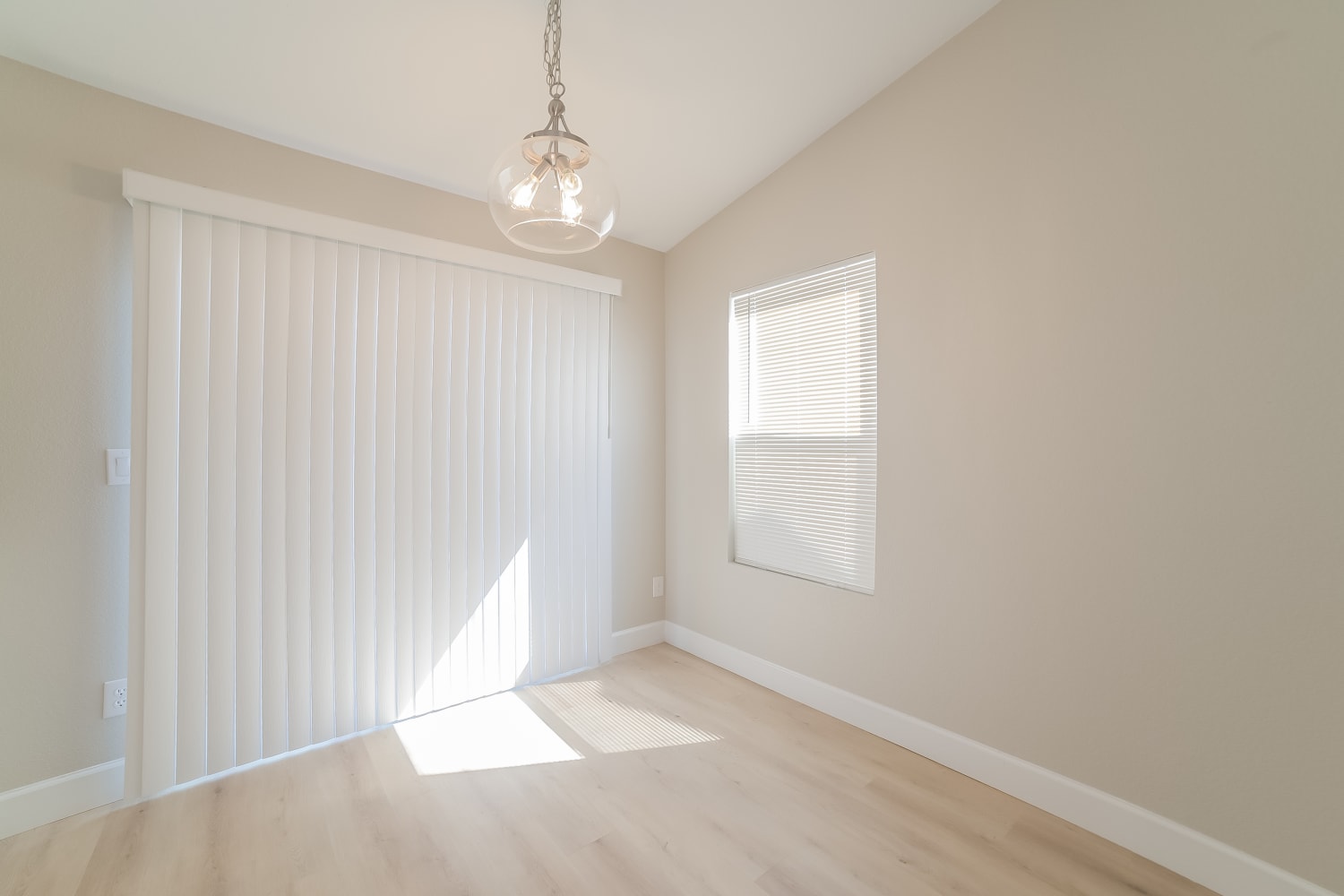 3643 W Melinda Ln photo 5