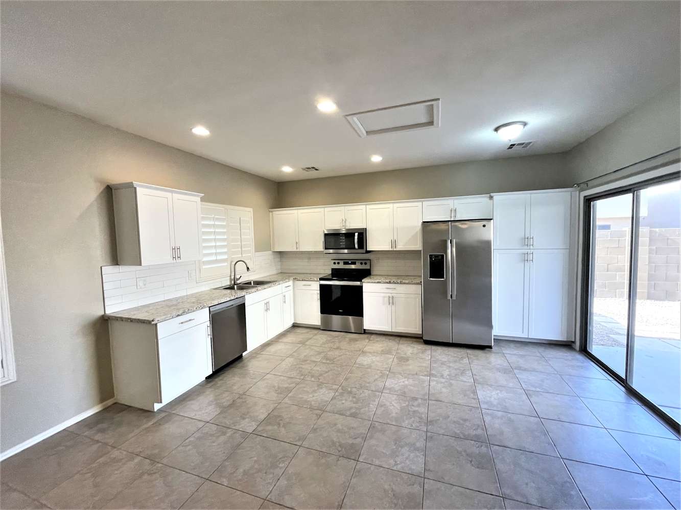 1576 E Orchid Ct photo 4