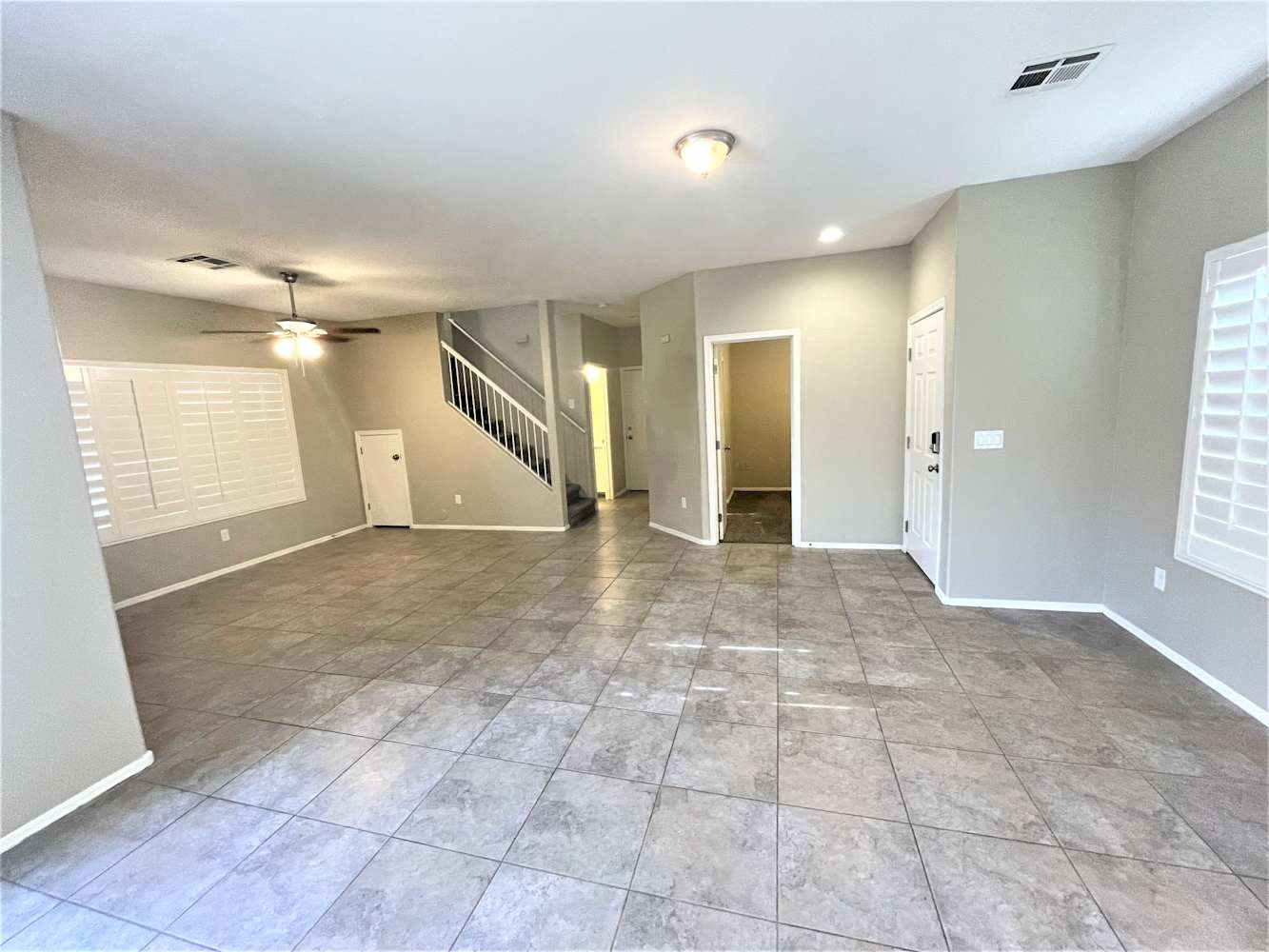 1576 E Orchid Ct photo 2