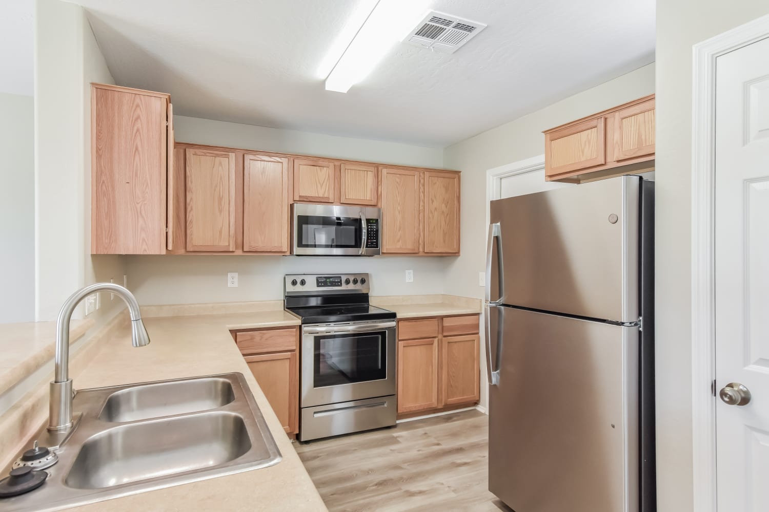 22229 W Devin Drive photo 4