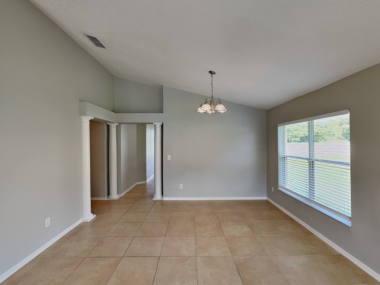 3612 Holden Dr photo 5