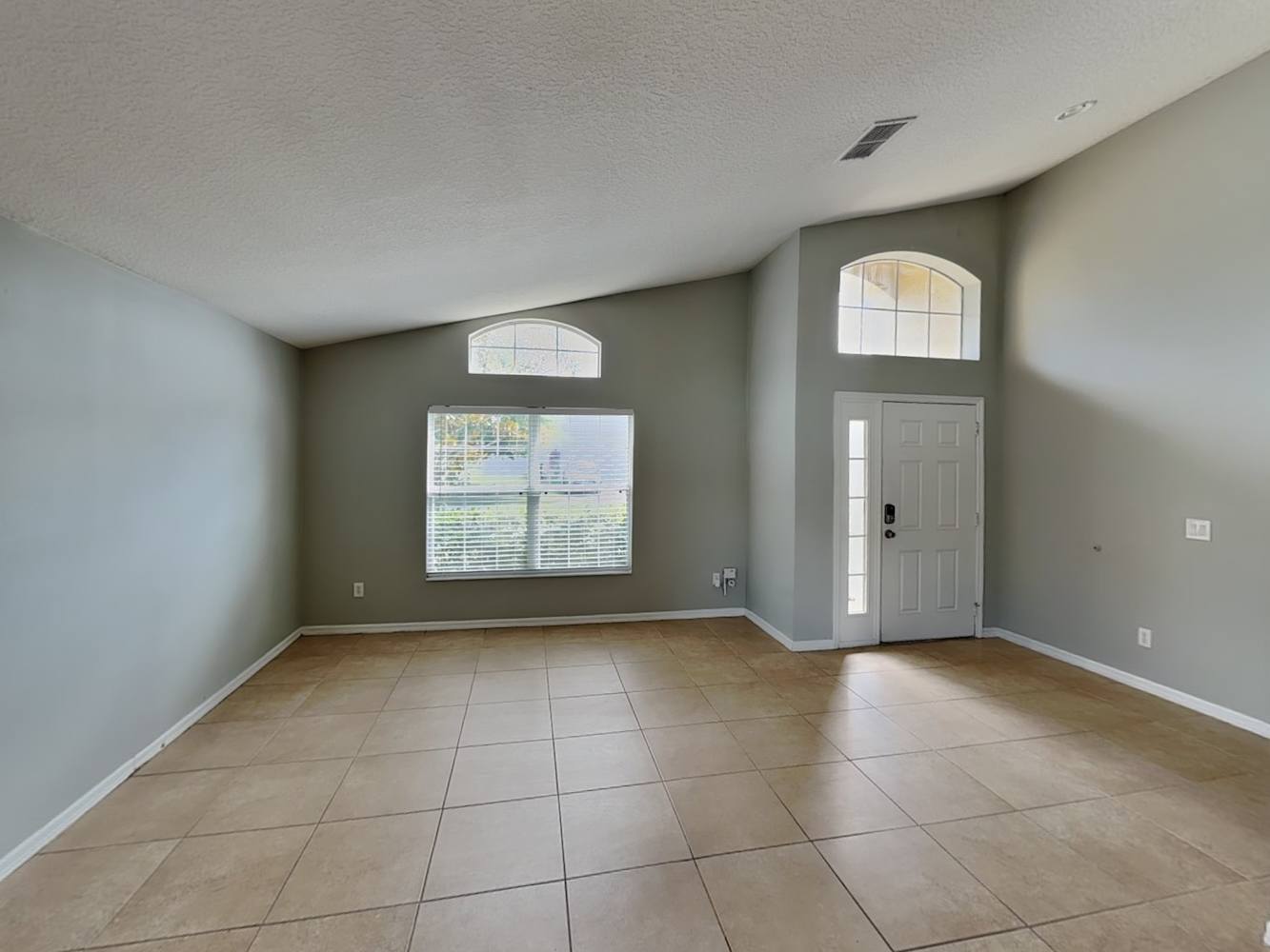 3612 Holden Dr photo 3