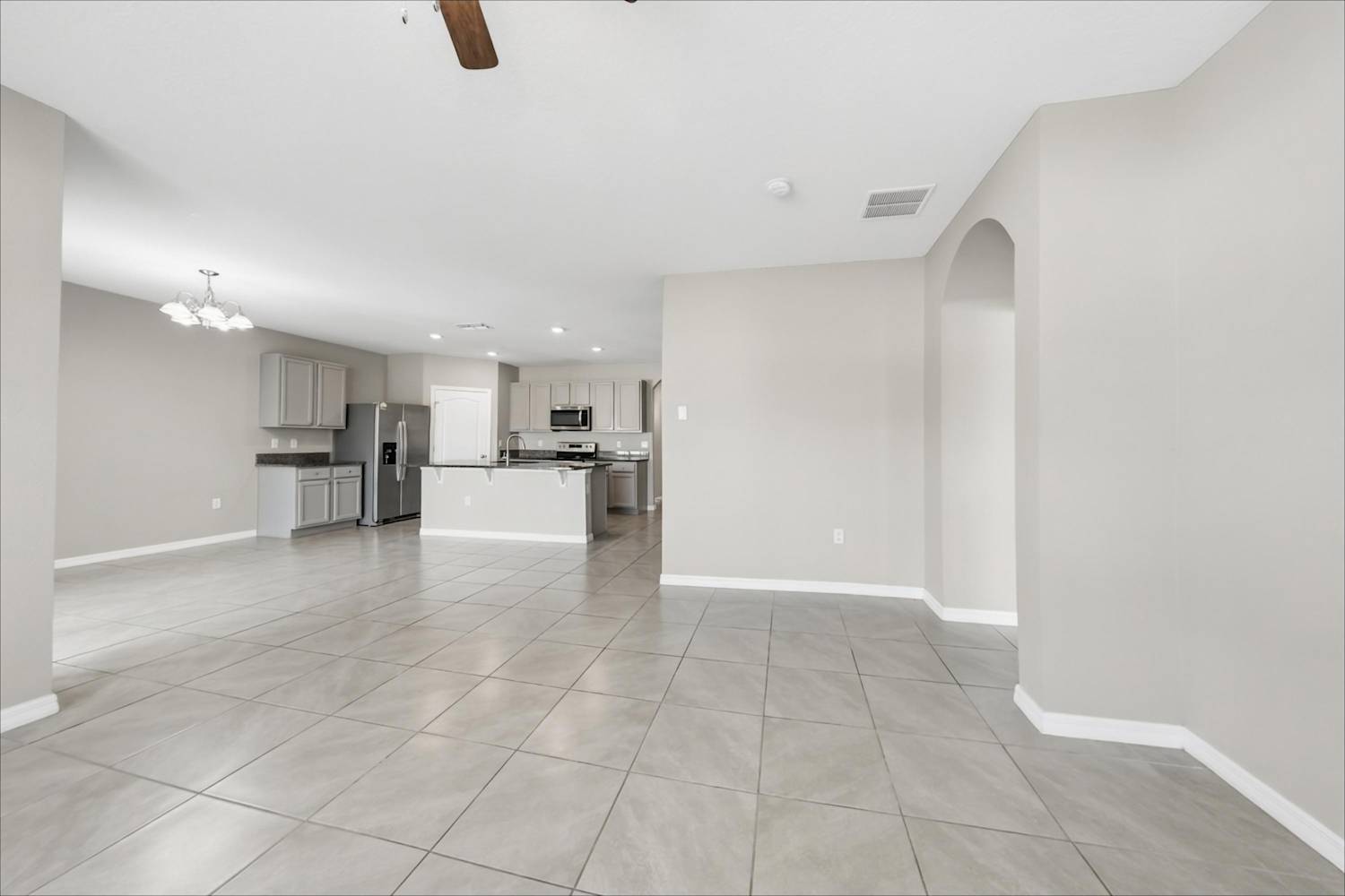 2825 Van Amber Ct photo 4