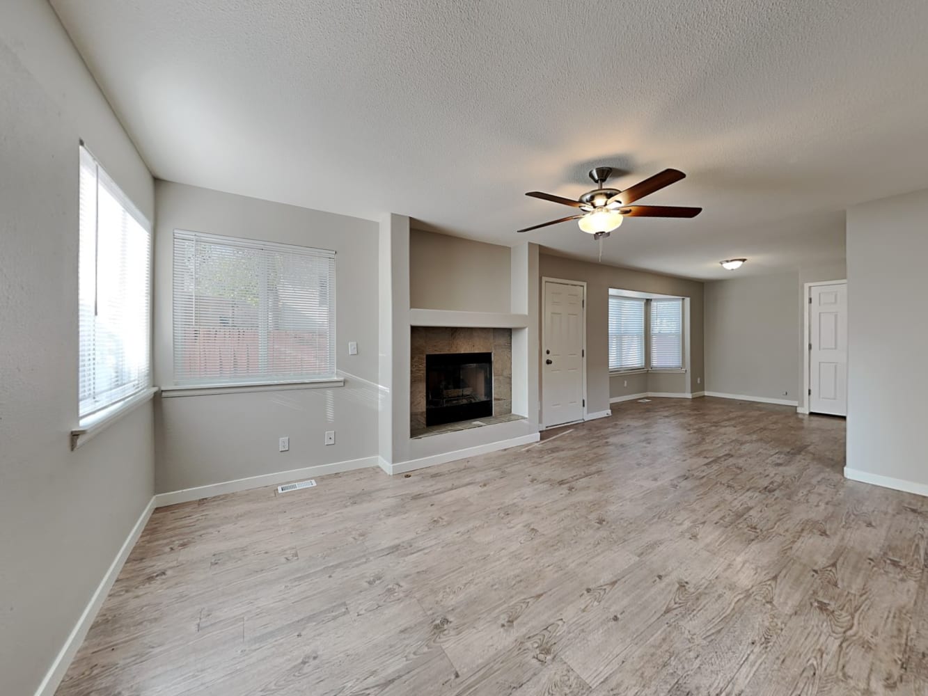 5814 Santana Dr photo 5