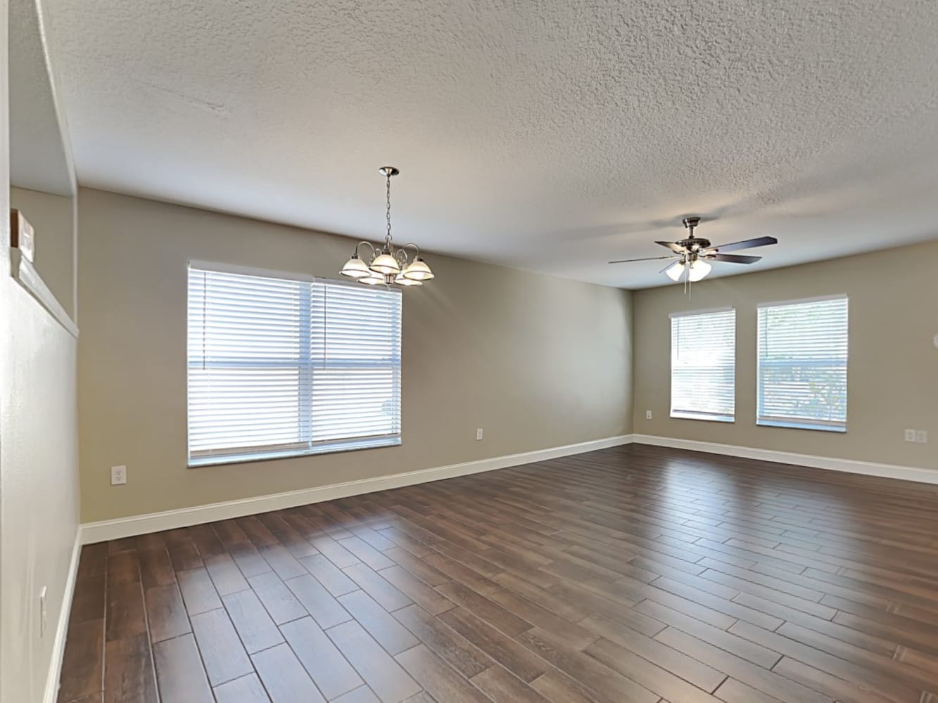 10333 Frog Pond Dr photo 5