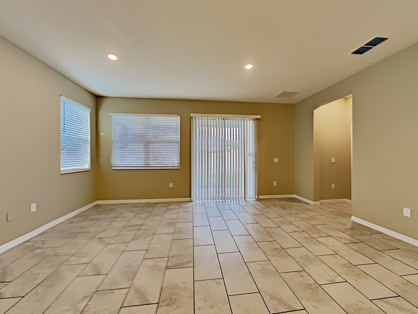 14231 Seranoa Dr photo 4