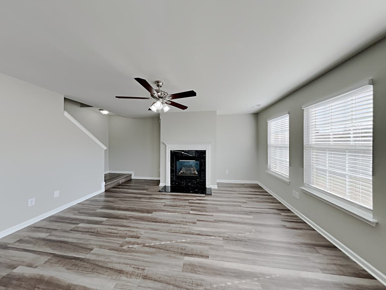 5000 Mesa Ct photo 5