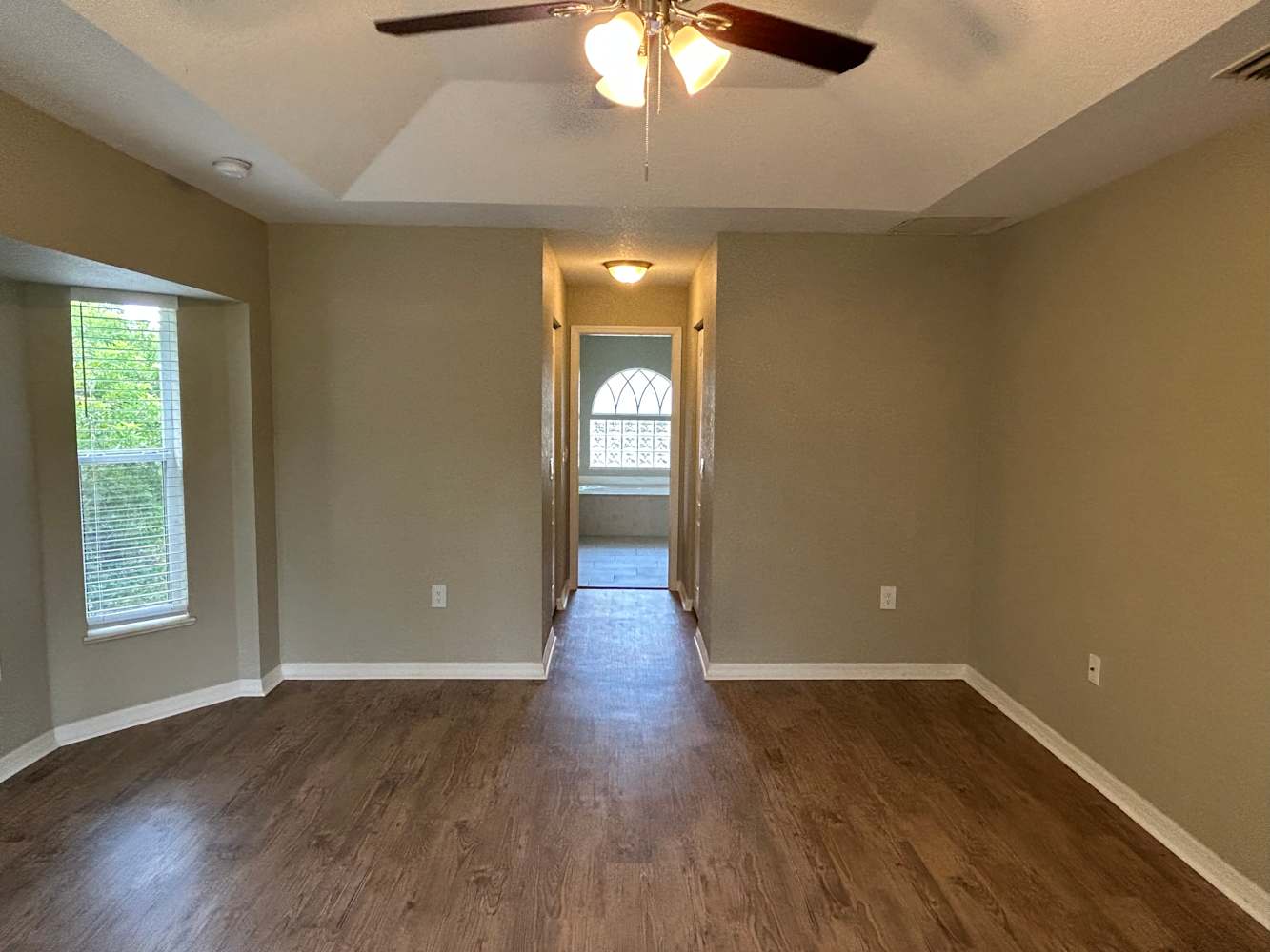 12404 Appleberg Cir photo 2