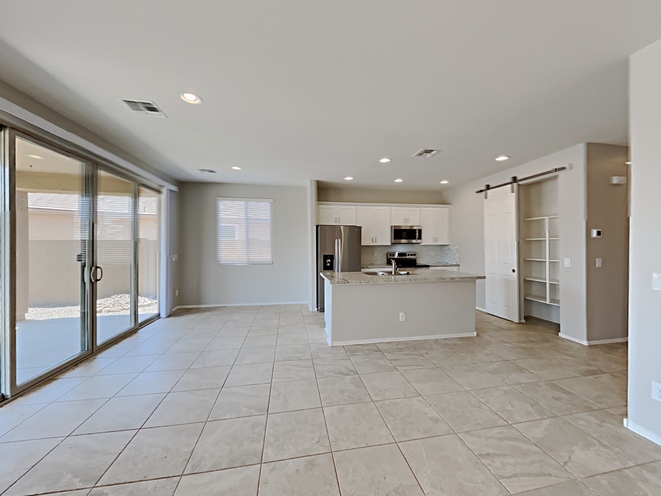 7713 W Glass Ln photo 5