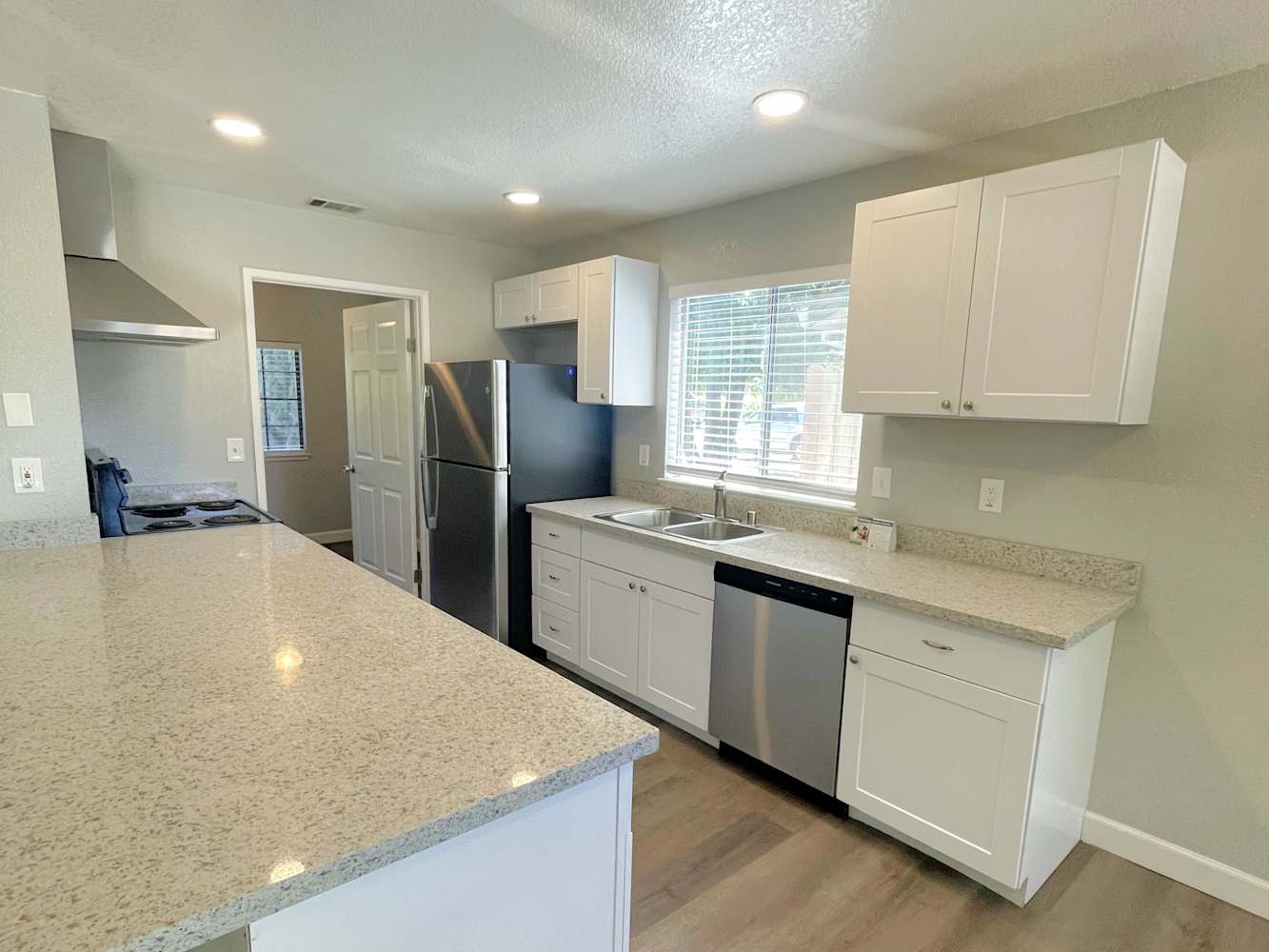 1247 Crescendo Dr photo 5