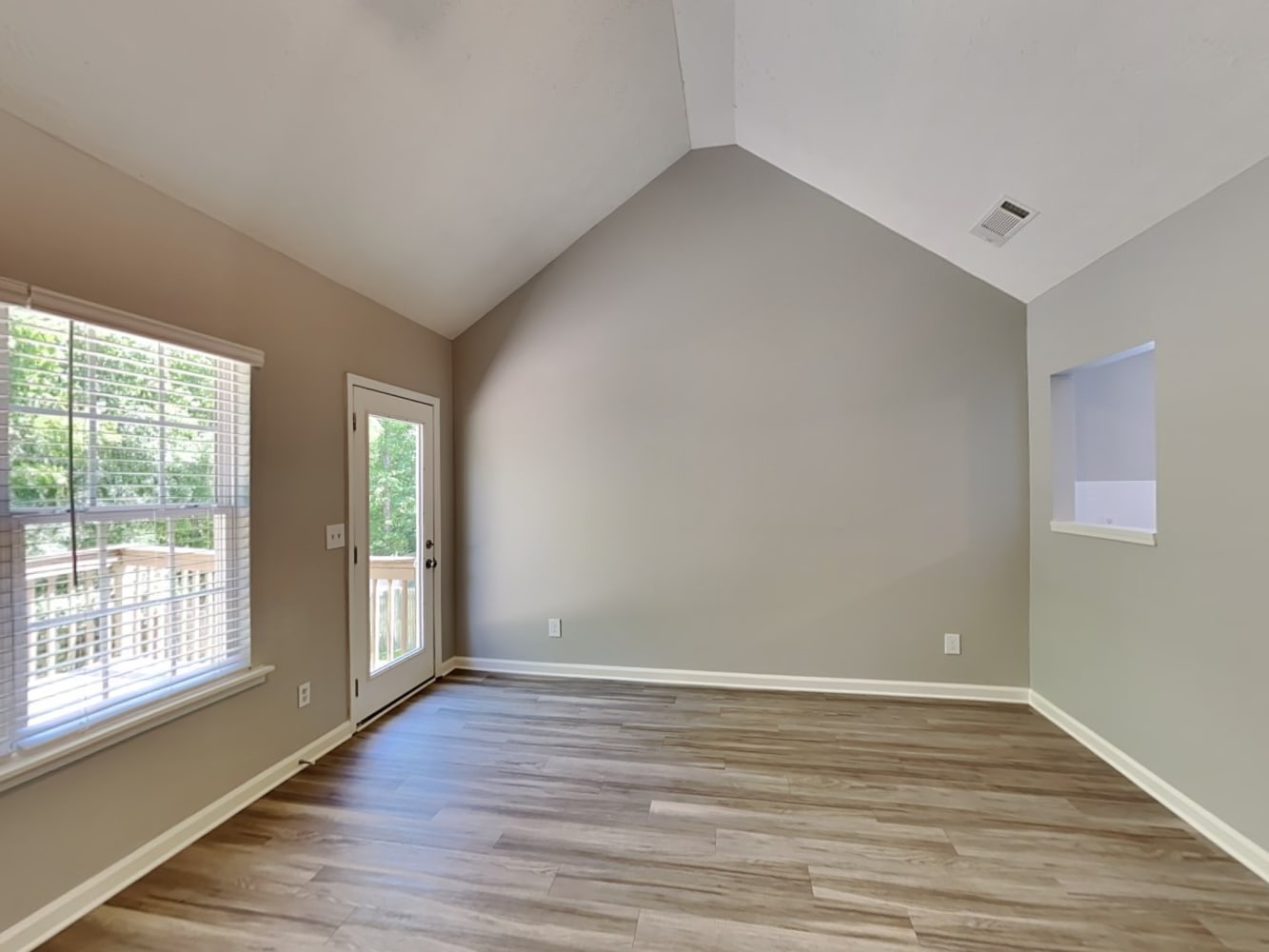 3940 Brushymill Ct photo 4