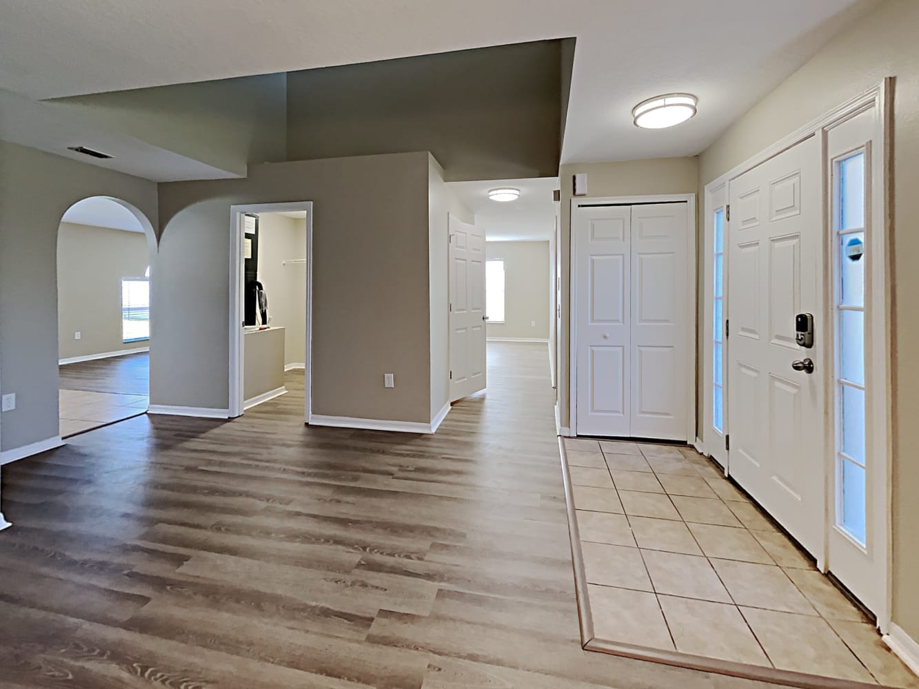 2128 Valrico Heights Blvd photo 5