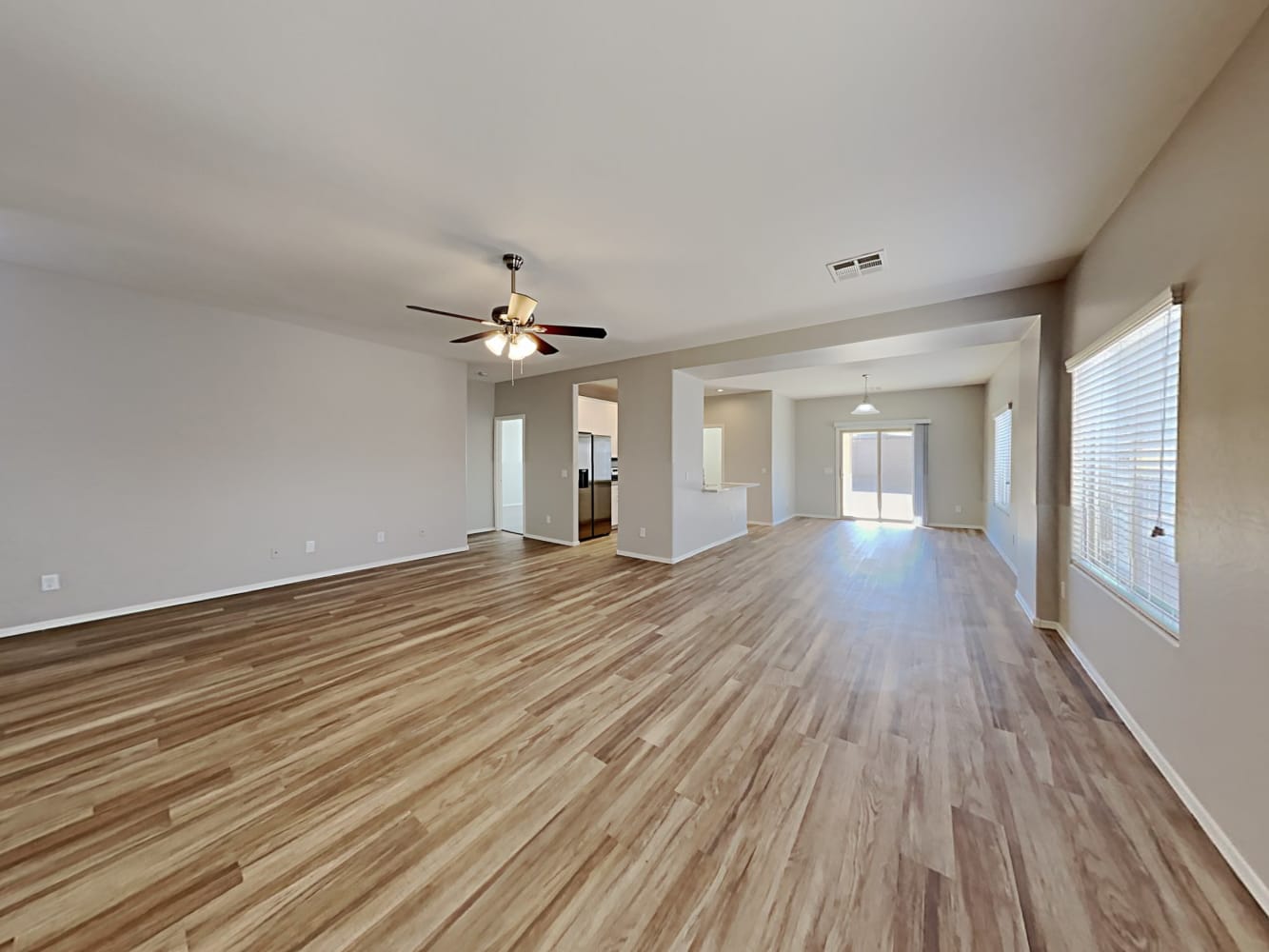 28588 N Rainfall Dr photo 3