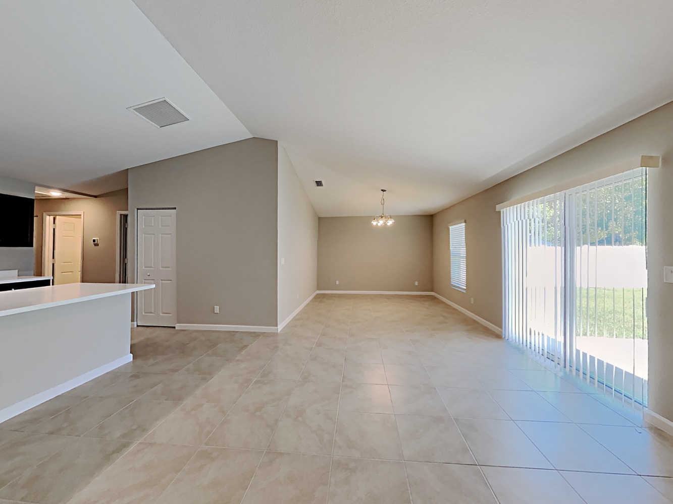 2243 SE Gaslight Street photo 5