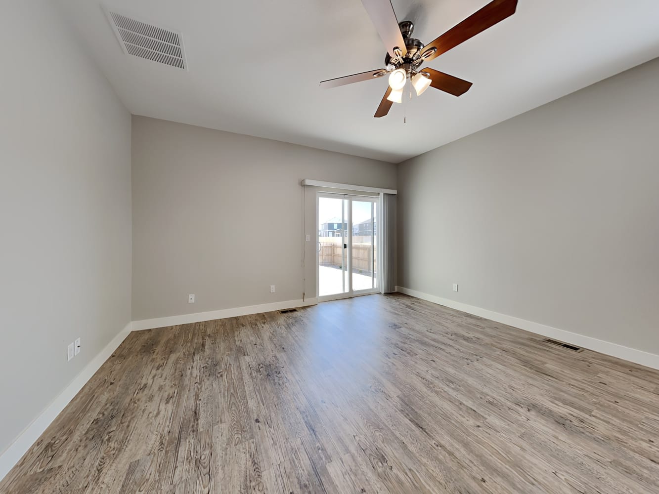 10003 Seawolf Dr photo 3