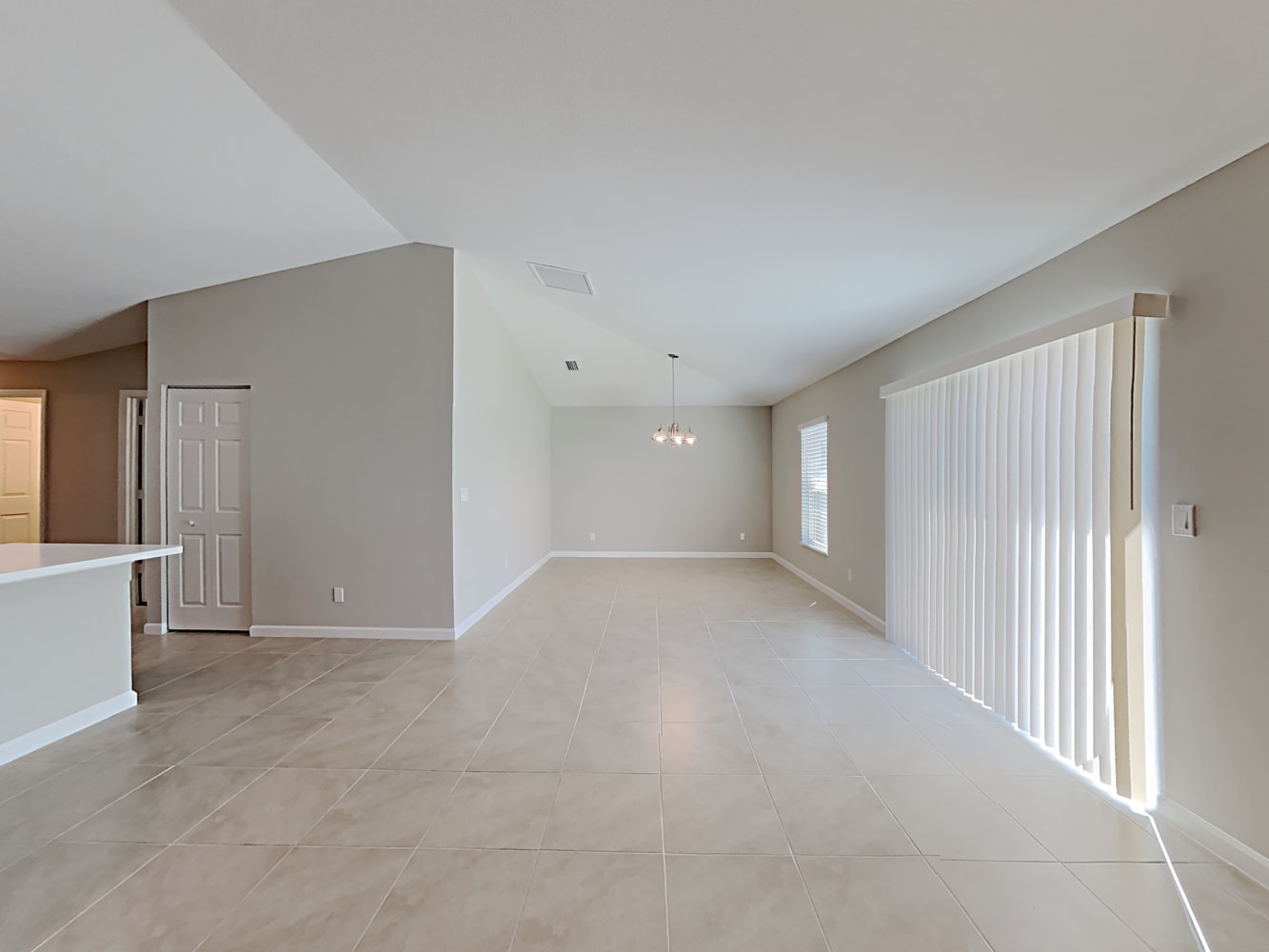 268 NW Bayshore Blvd photo 4