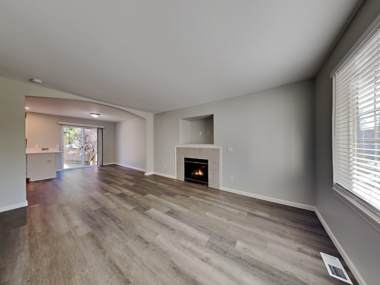 19711 84th Ave E photo 5