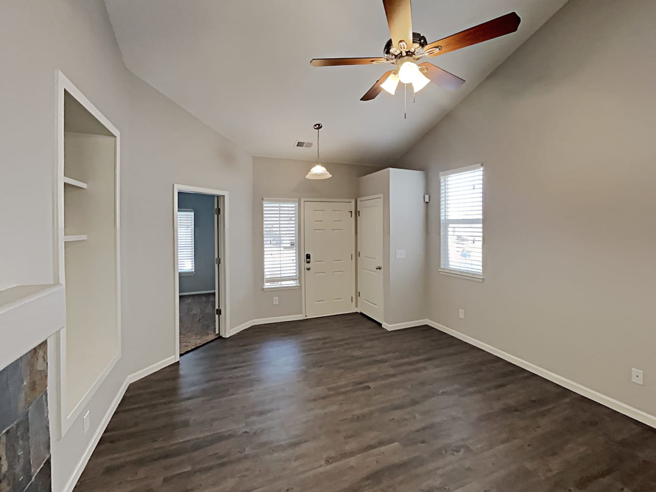 20166 E Belleview Ln photo 4