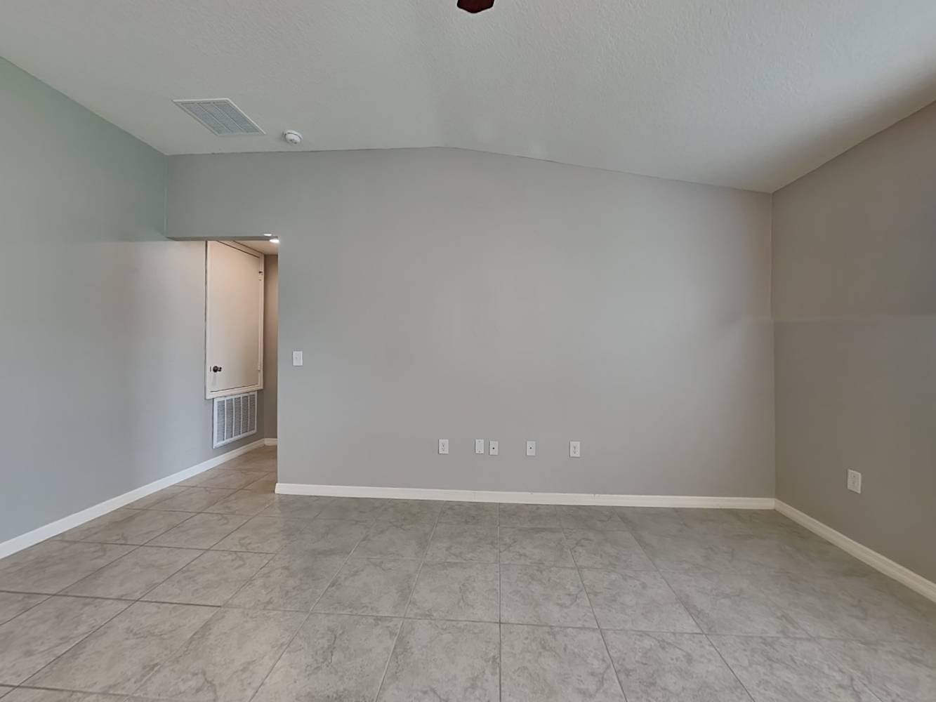 7334 Ibis Dr photo 3